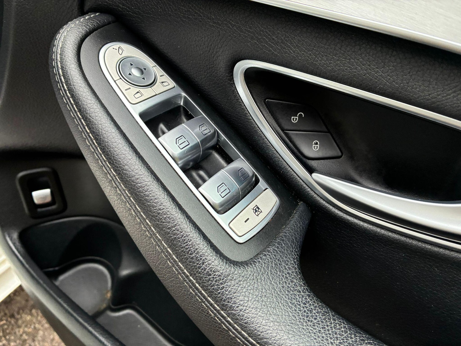 Used Mercedes-Benz C Class for sale - 77793979: Photo 33