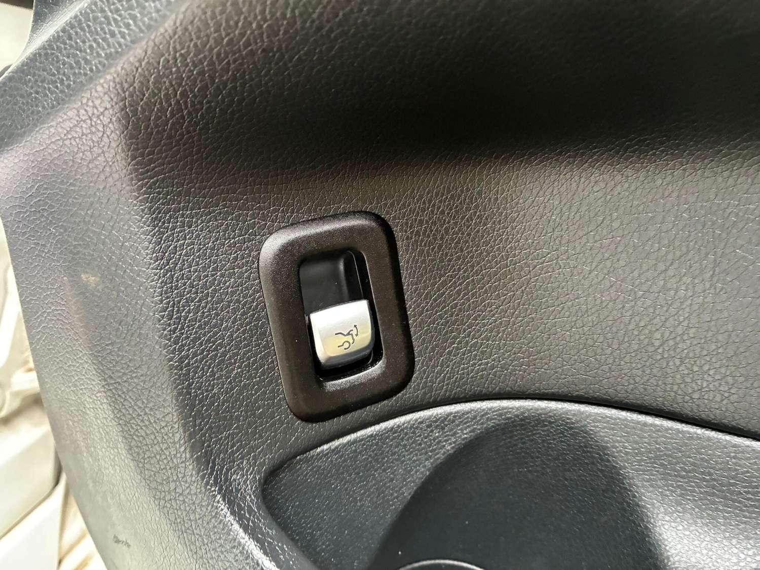 Used Mercedes-Benz C Class for sale - 77793979: Photo 34