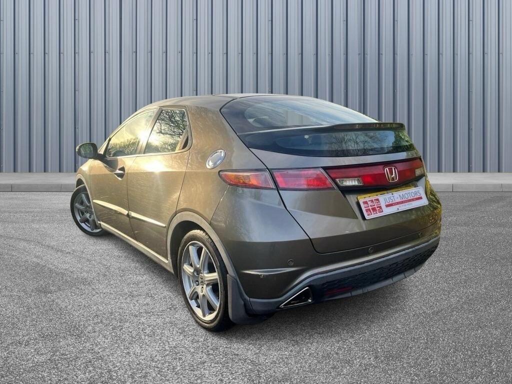 Used Honda Civic for sale - 77909724: Photo 4