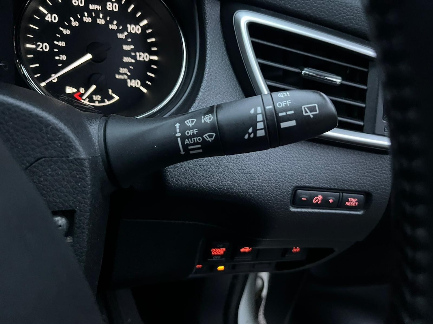 Used Nissan X-Trail 2017 for sale - 76666807: Photo 42