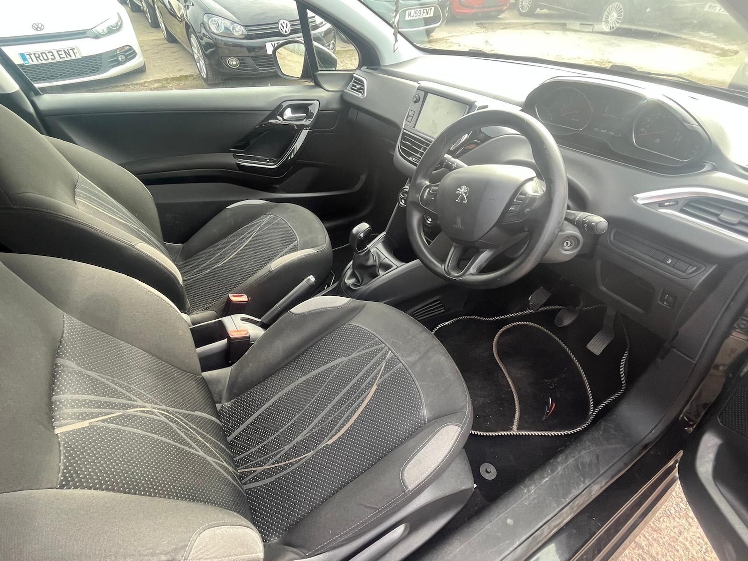 Used Peugeot 208 2012 for sale - 77994216: Photo 13
