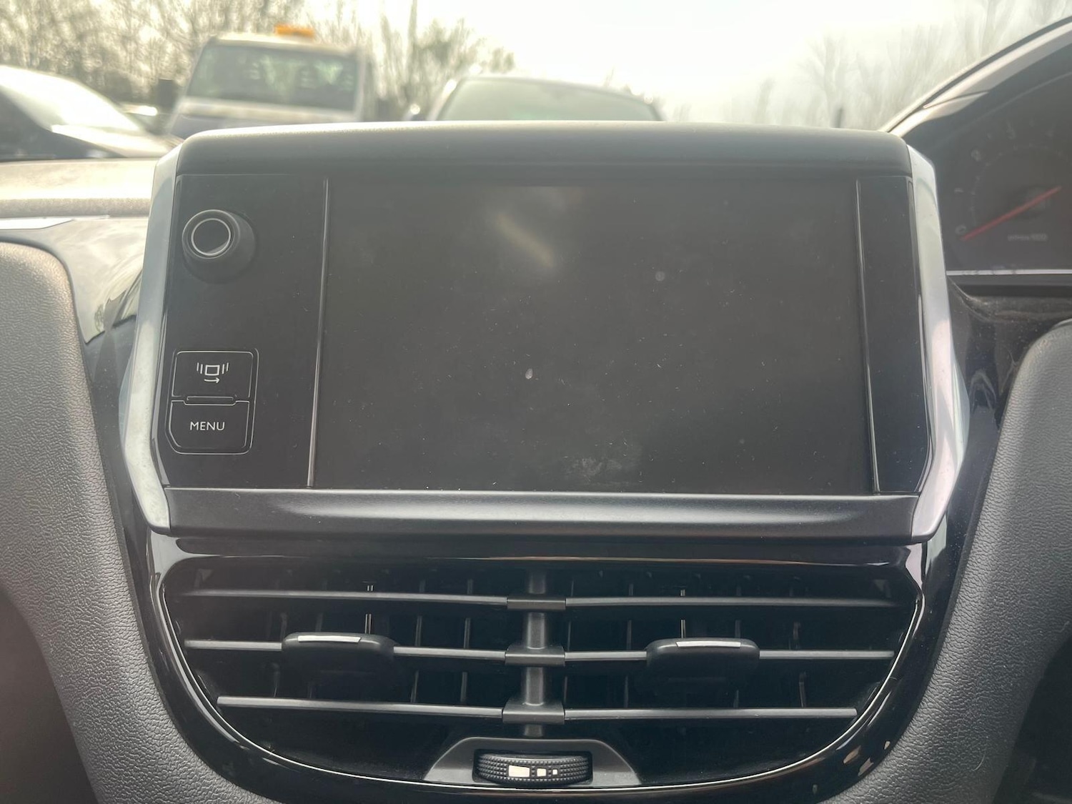 Used Peugeot 208 2012 for sale - 77994216: Photo 16