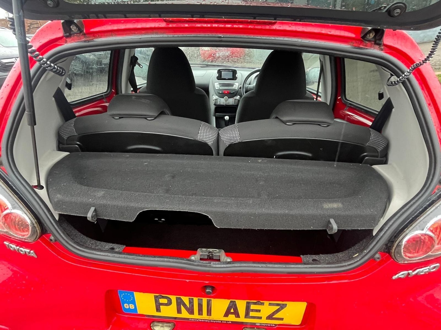 Used Toyota AYGO 2011 for sale - 77908925: Photo 10