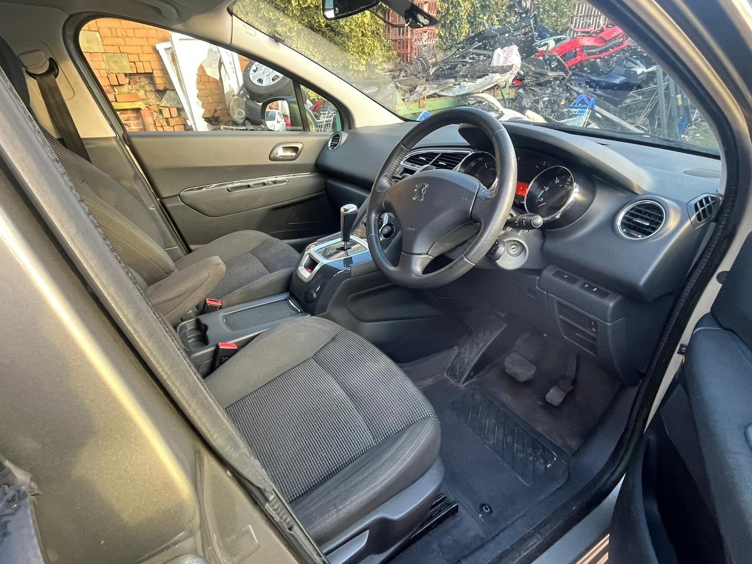 Used Peugeot 5008 2013 for sale - 77237630: Photo 5