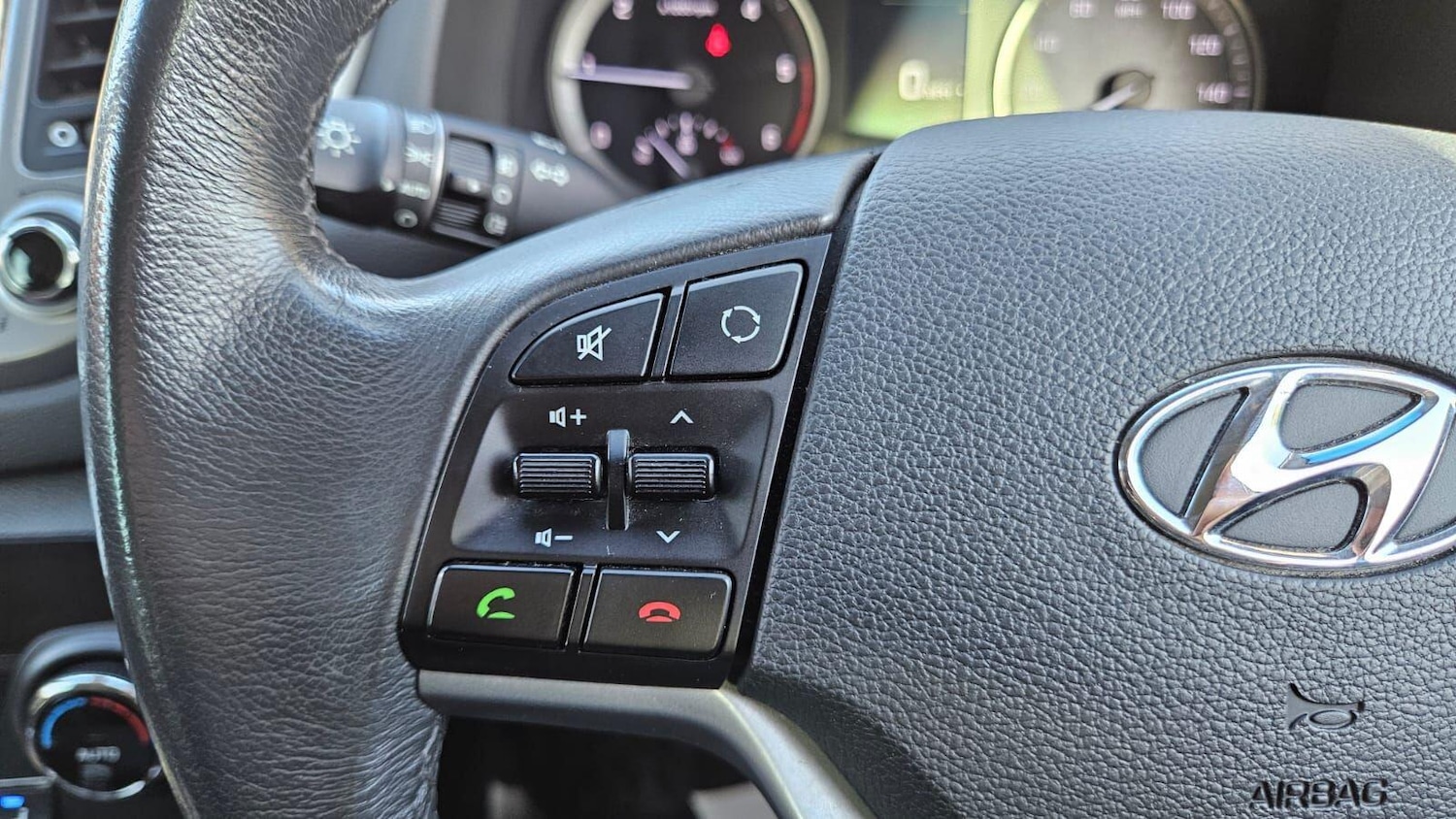 Used Hyundai TUCSON for sale - 77266923: Photo 23