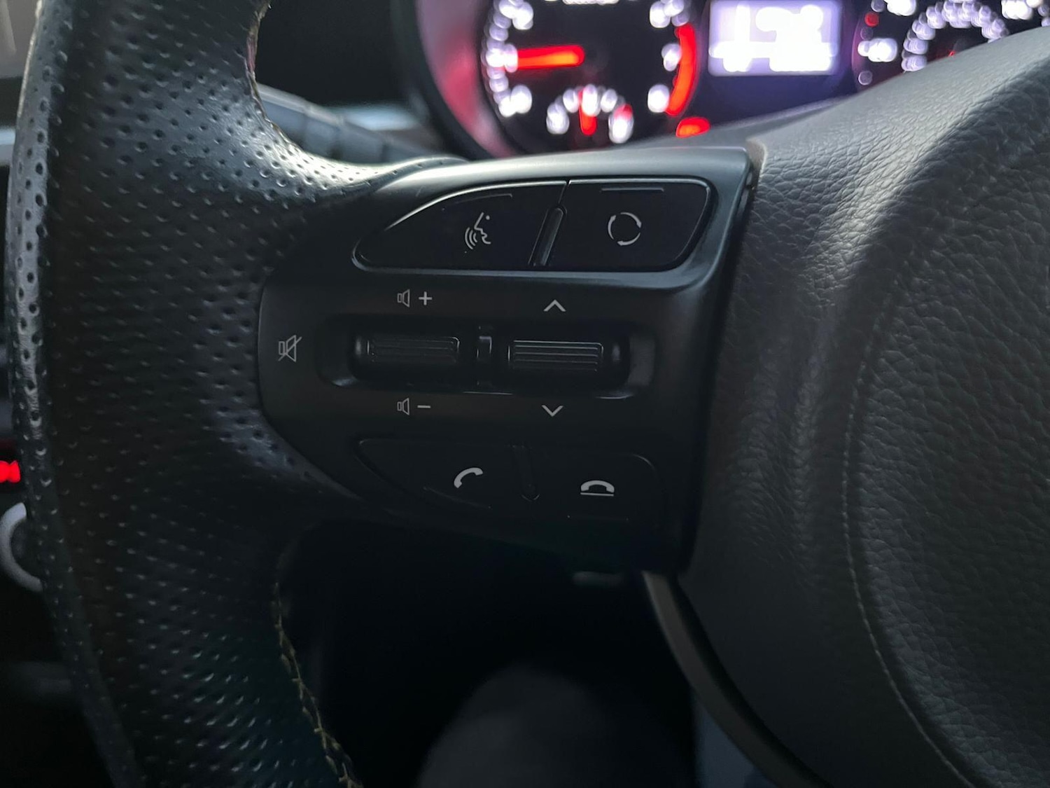 Used Kia Picanto 2019 for sale - 76801508: Photo 30