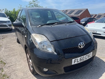 Used Toyota Yaris 2010 for sale - 78728804: Photo