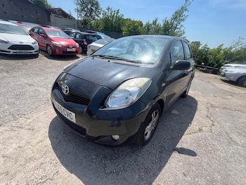 Used Toyota Yaris 2010 for sale - 78728804: Photo