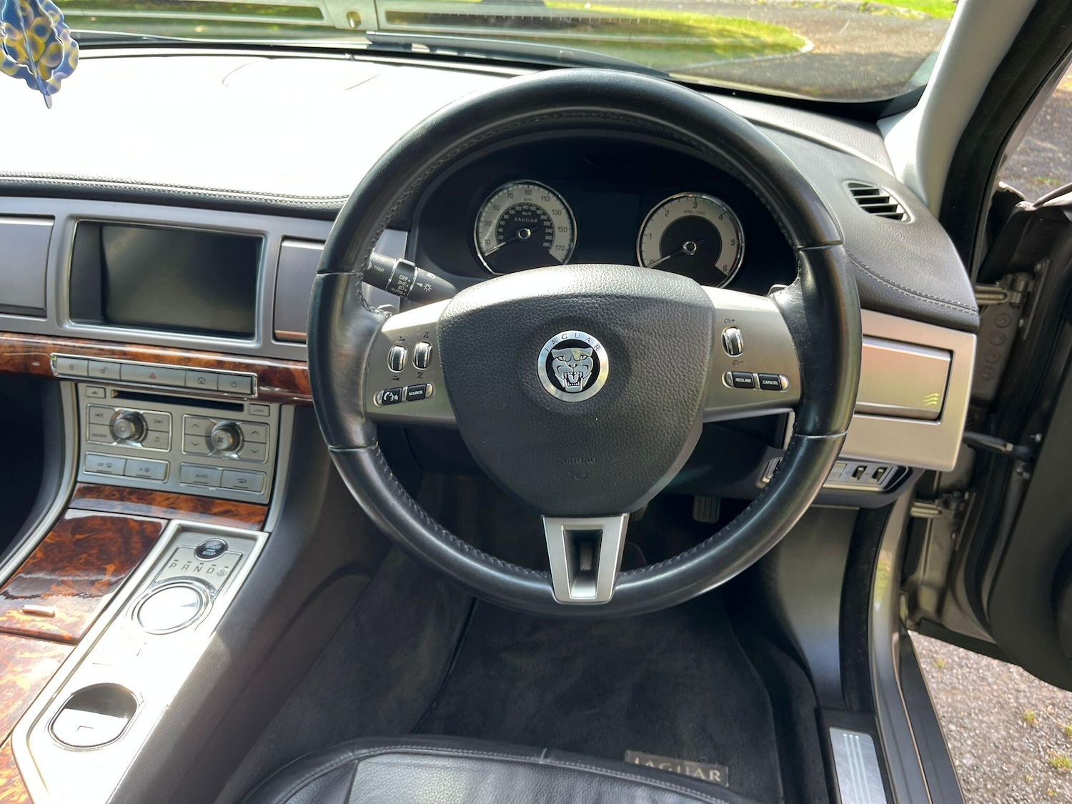 Vehicle 28