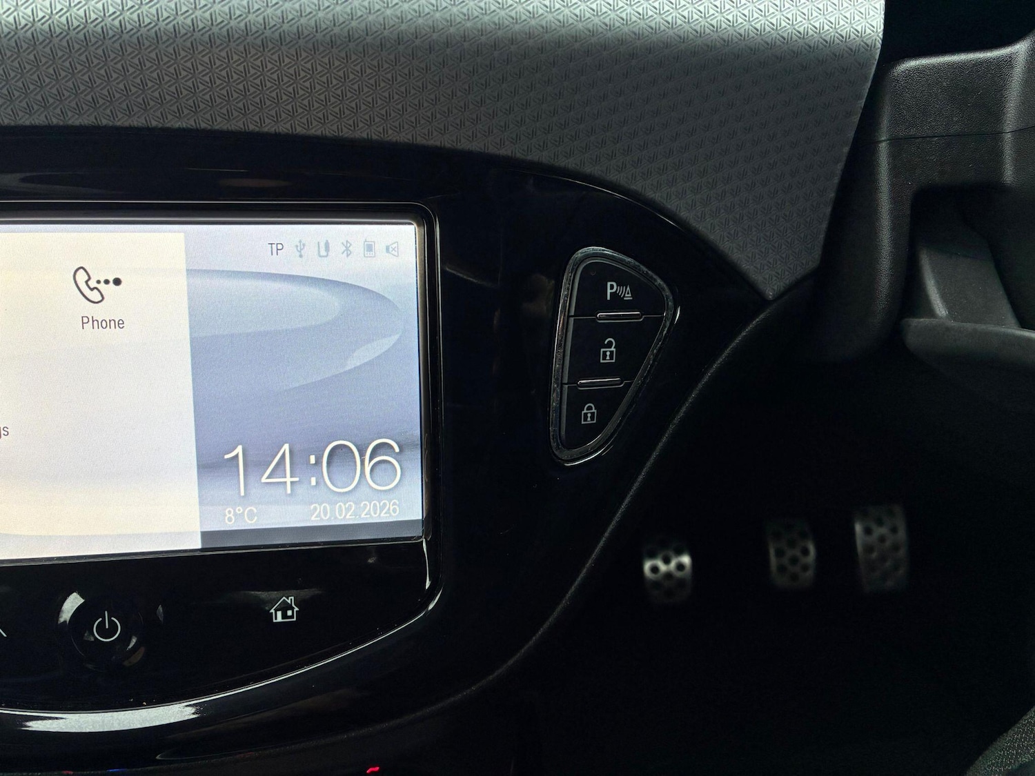 Used Vauxhall ADAM 2015 for sale - 77625258: Photo 37