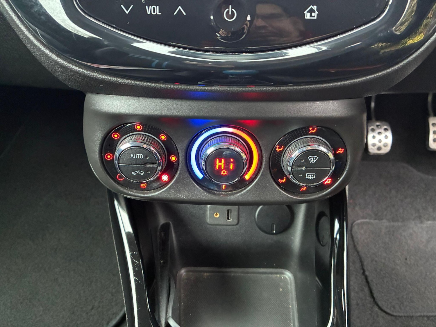 Used Vauxhall ADAM 2015 for sale - 77625258: Photo 38