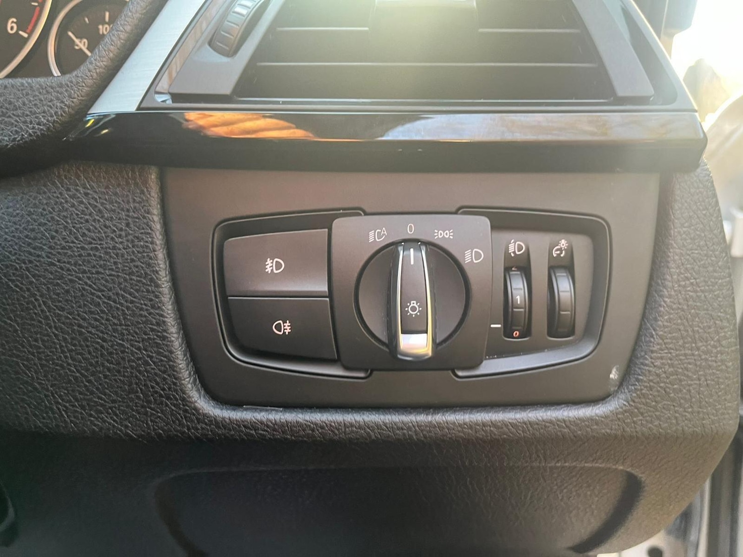 Used BMW 3 Series for sale - 76997333: Photo 32