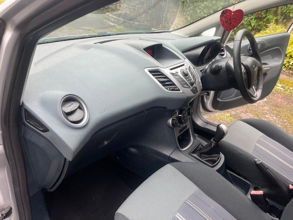 Used Ford Fiesta 2010 for sale - 76175068: Photo 12