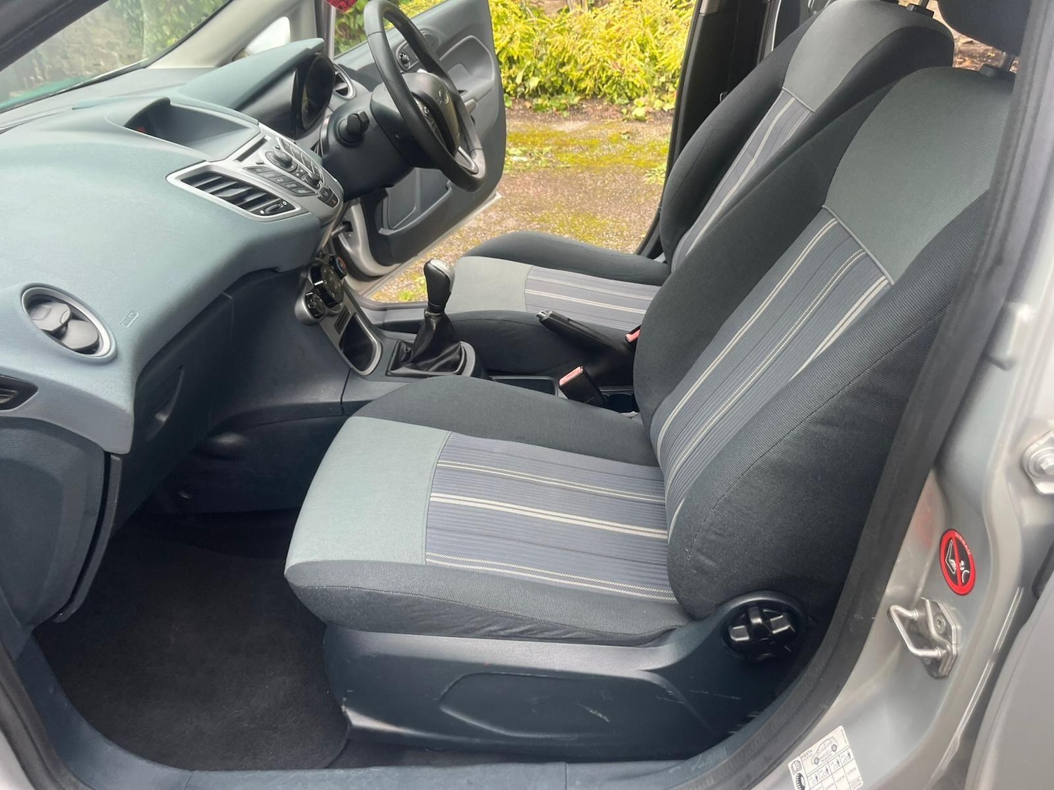 Used Ford Fiesta 2010 for sale - 76175068: Photo 13