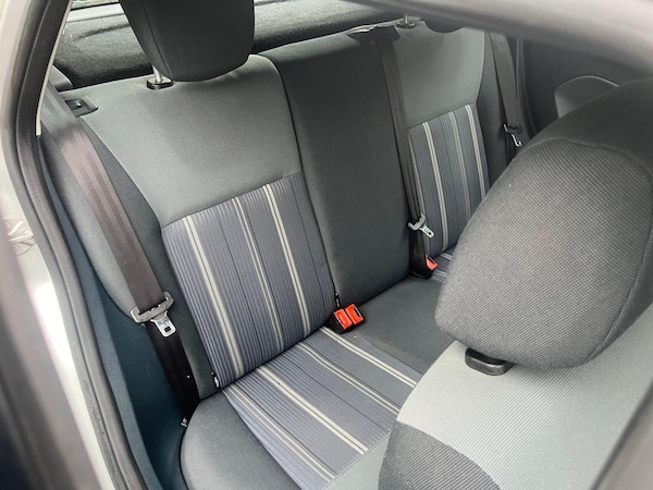 Used Ford Fiesta 2010 for sale - 76175068: Photo 19