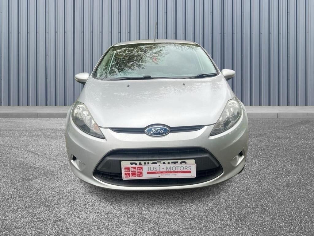 Used Ford Fiesta 2010 for sale - 76175068: Photo 2