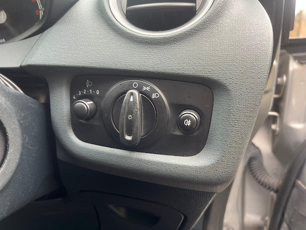 Used Ford Fiesta 2010 for sale - 76175068: Photo 33