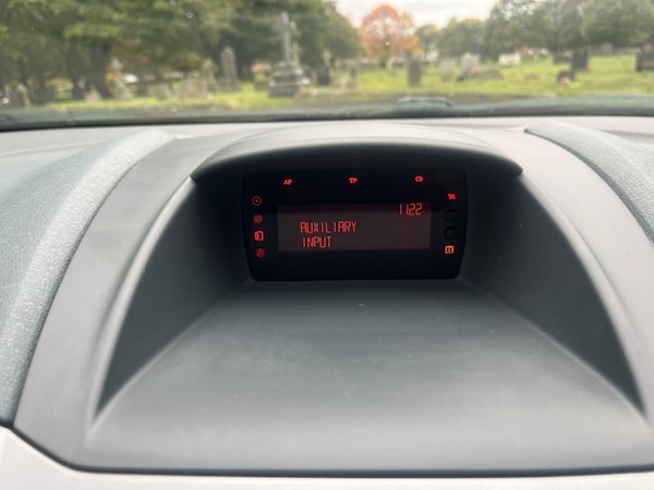 Used Ford Fiesta 2010 for sale - 76175068: Photo 36