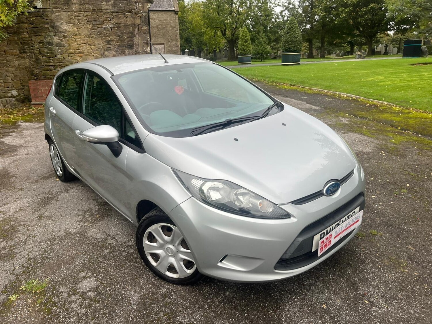 Used Ford Fiesta 2010 for sale - 76175068: Photo 44