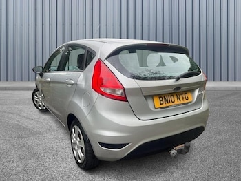 Used Ford Fiesta 2010 for sale - 76175068: Photo