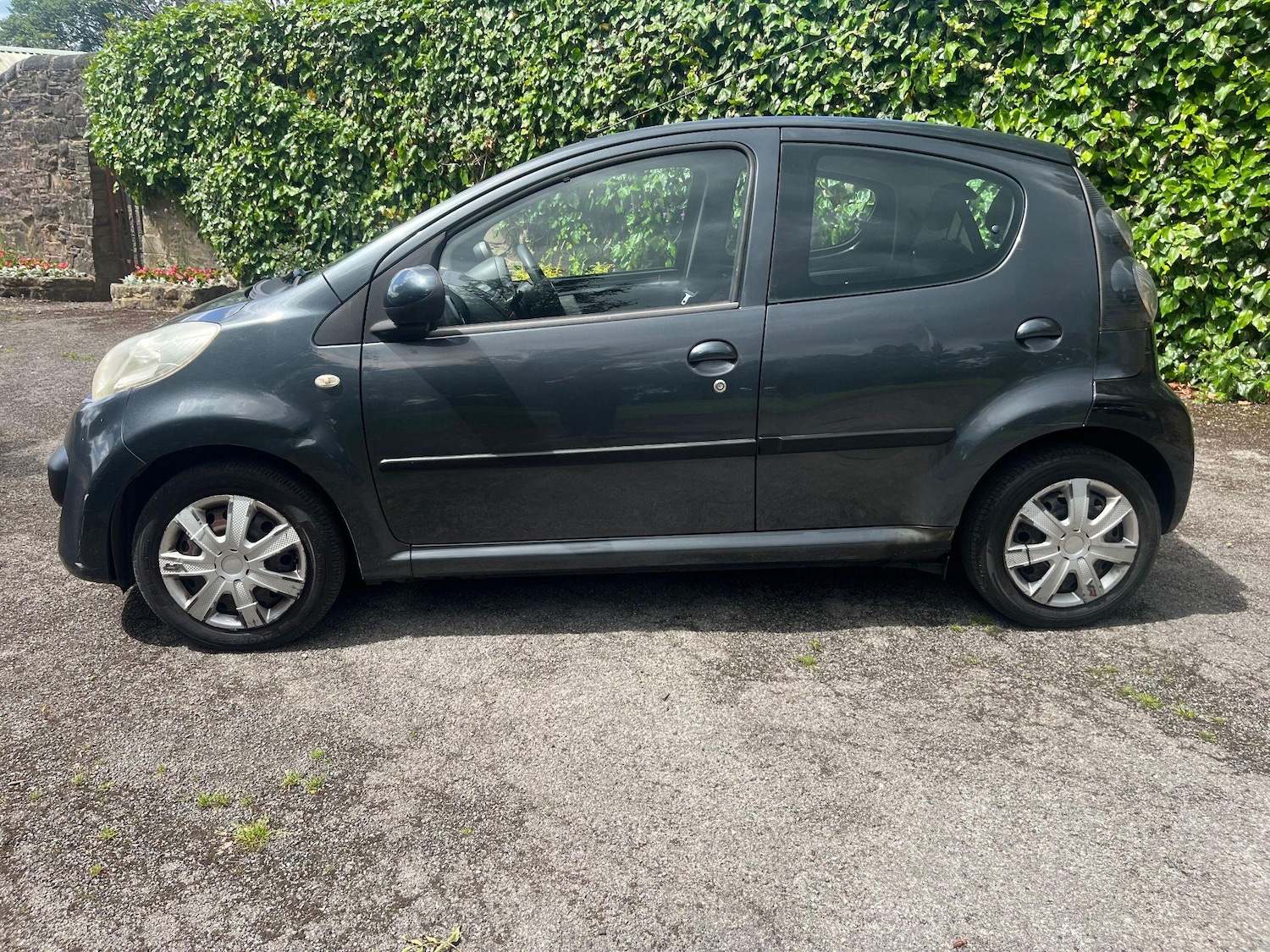Vehicle 48