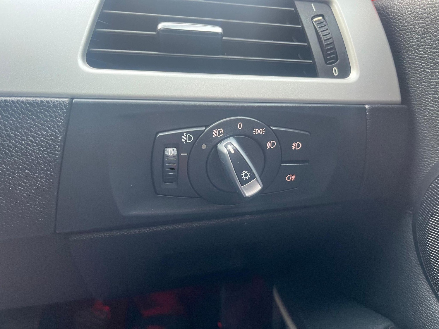 Used BMW 3 Series 2011 for sale - 77081734: Photo 22