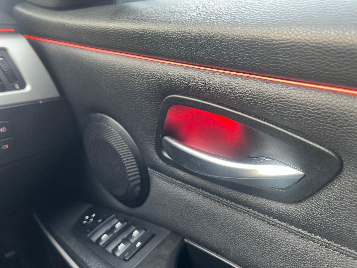 Used BMW 3 Series 2011 for sale - 77081734: Photo 25