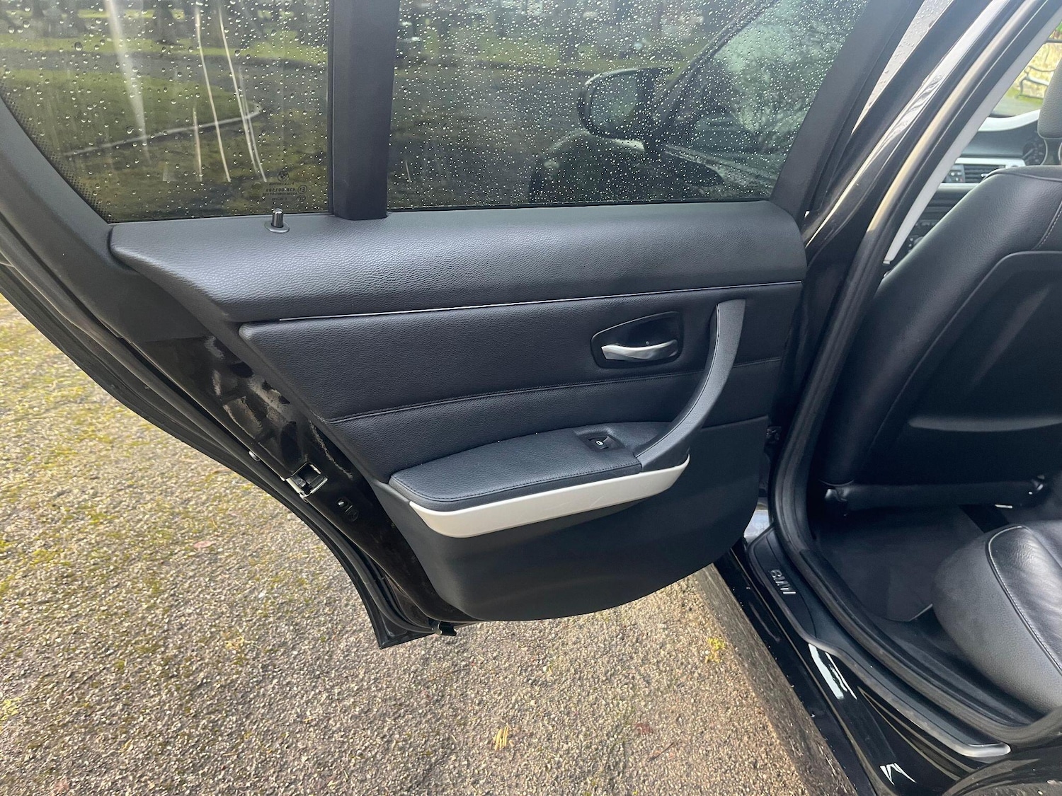 Used BMW 3 Series 2011 for sale - 77081734: Photo 36