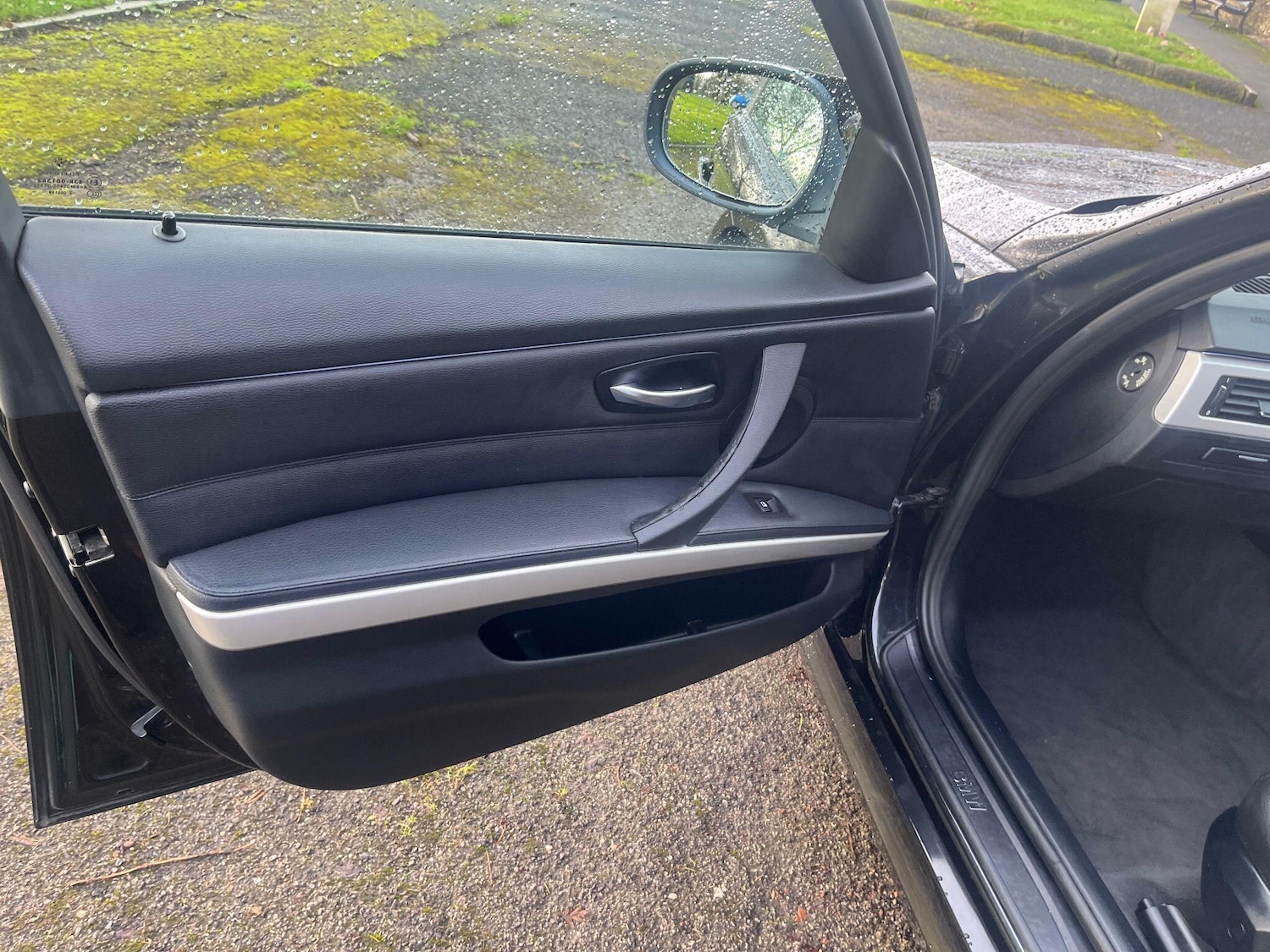 Used BMW 3 Series 2011 for sale - 77081734: Photo 38