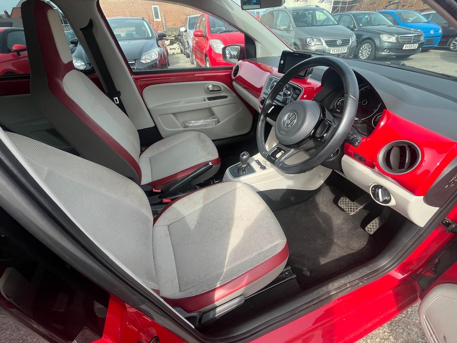 Used Volkswagen up! 2026 for sale - 77969842: Photo 15