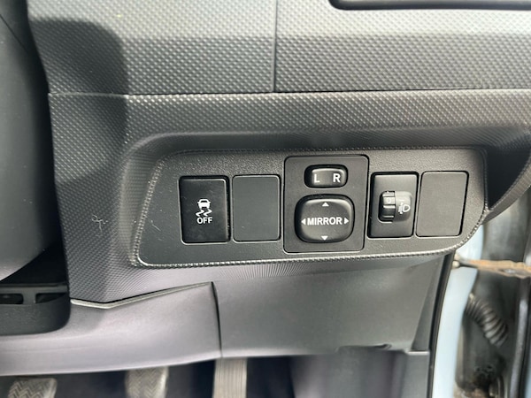 Used Toyota Auris 2007 for sale - 75314944: Photo 37