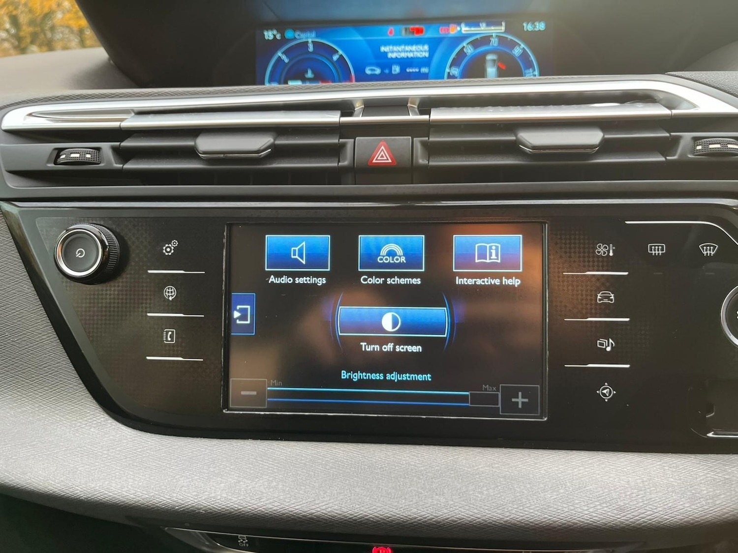 Used Citroen C4 Grand Picasso 2015 for sale - 76013377: Photo 45