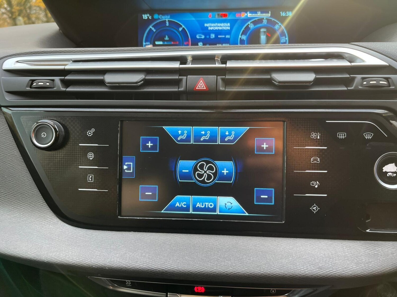 Used Citroen C4 Grand Picasso 2015 for sale - 76013377: Photo 46