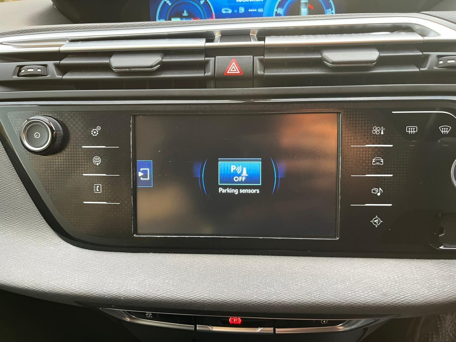 Used Citroen C4 Grand Picasso 2015 for sale - 76013377: Photo 47