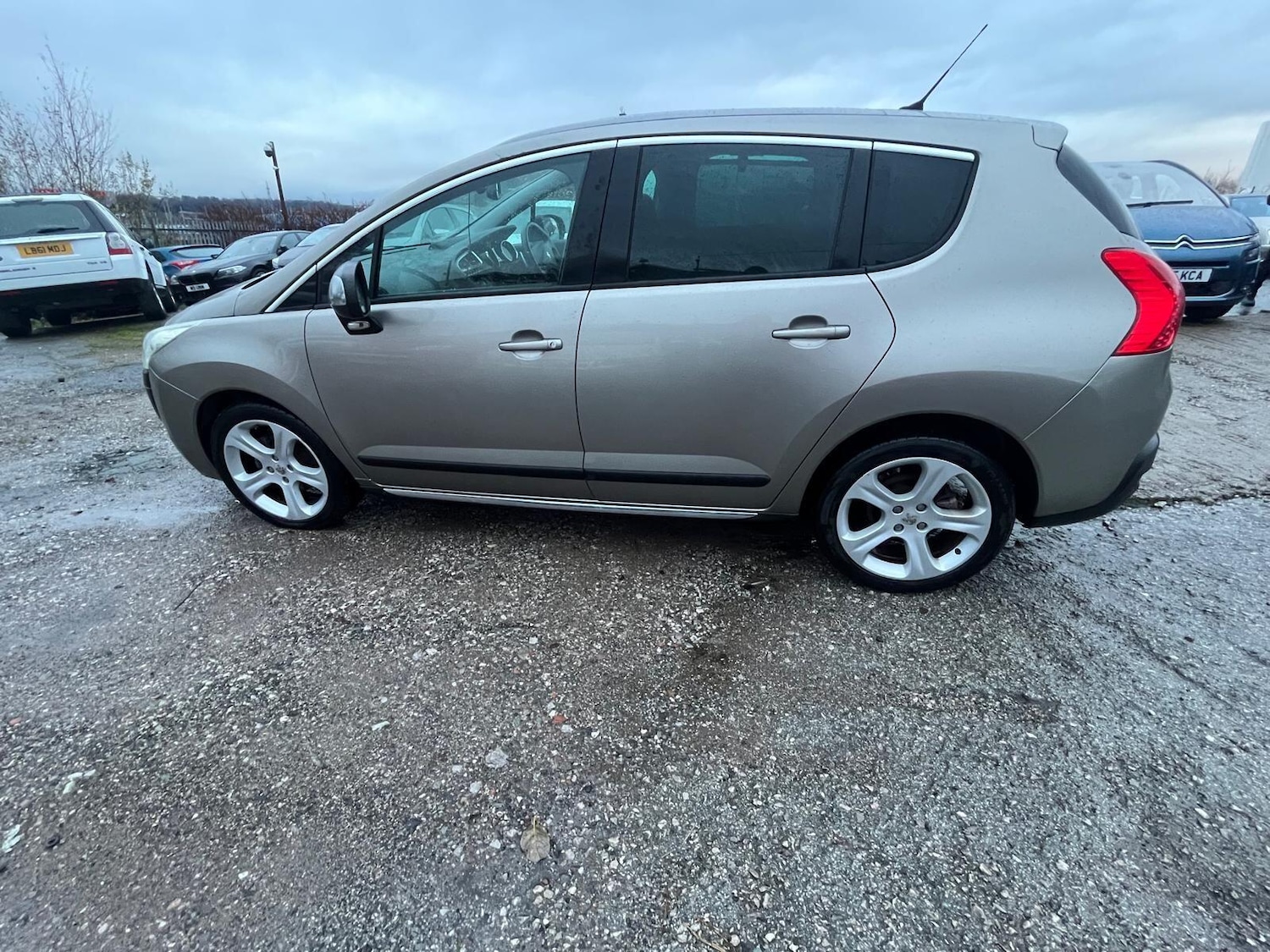 Used Peugeot 3008 2012 for sale - 76765138: Photo 8