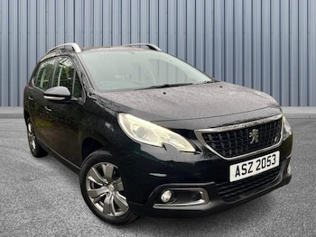 Used Peugeot 2008 2017 for sale - 77456055: Photo