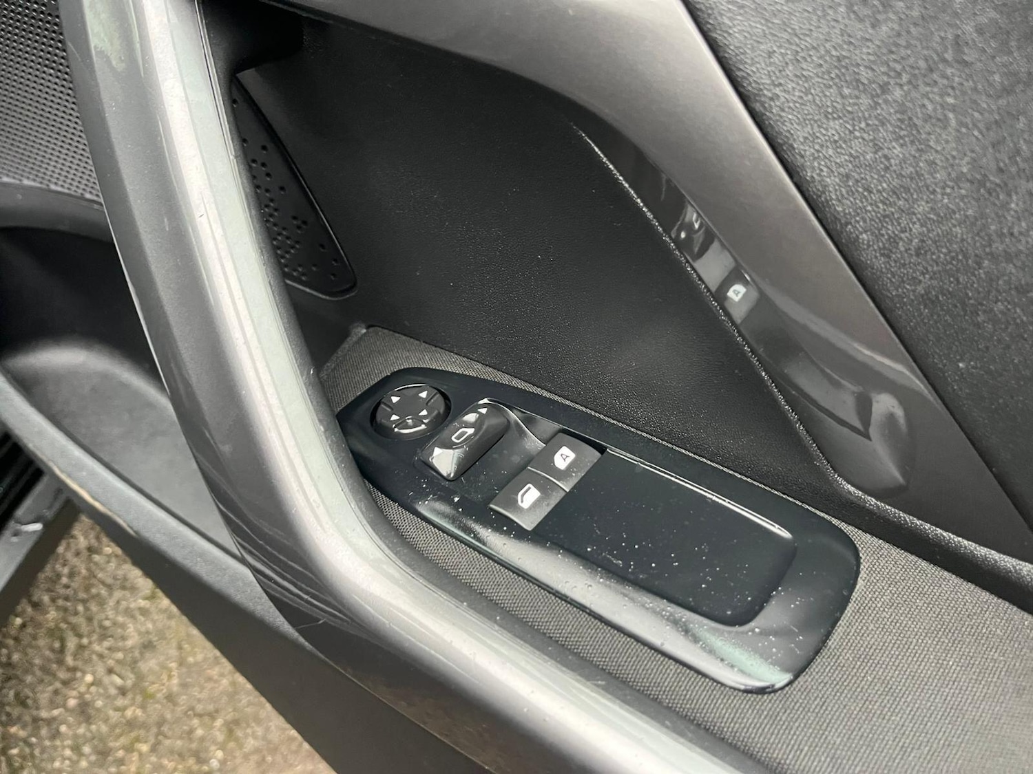 Used Peugeot 2008 2017 for sale - 77456055: Photo 26