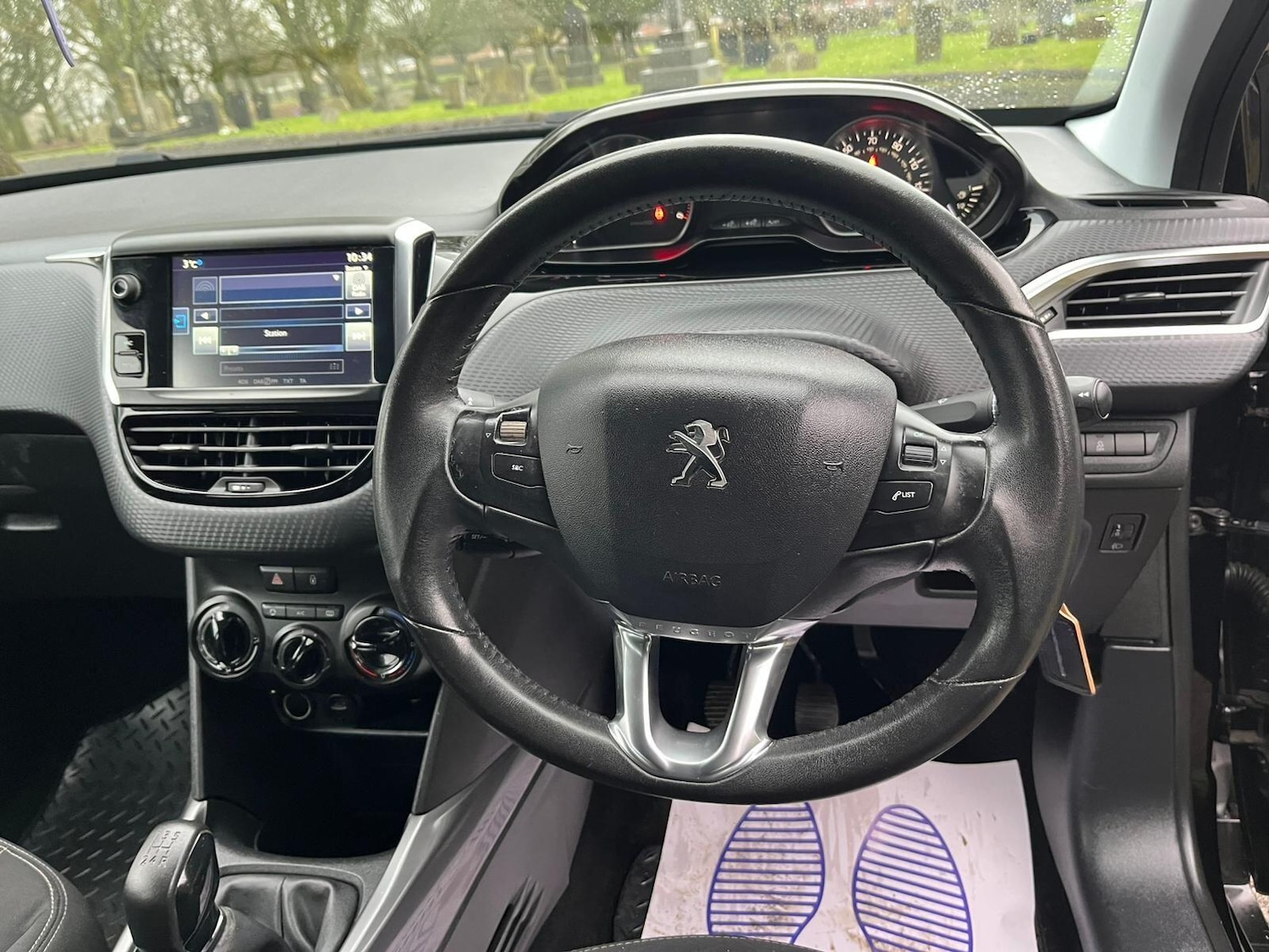 Used Peugeot 2008 2017 for sale - 77456055: Photo 27