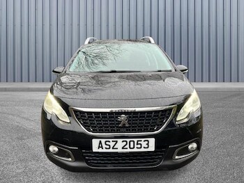 Used Peugeot 2008 2017 for sale - 77456055: Photo