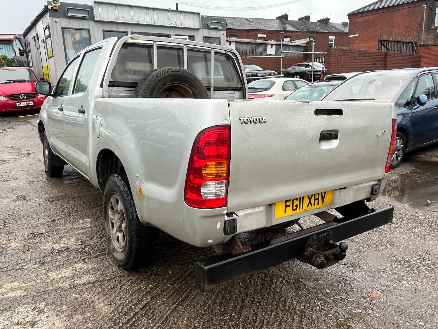 Used Toyota Hilux for sale - 77057342: Photo 4