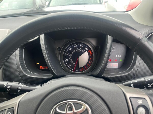 Used Toyota Urbancruiser 2011 for sale - 76227218: Photo 11