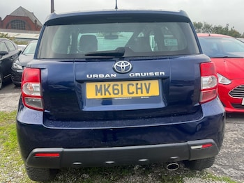 Used Toyota Urbancruiser 2011 for sale - 76227218: Photo 4