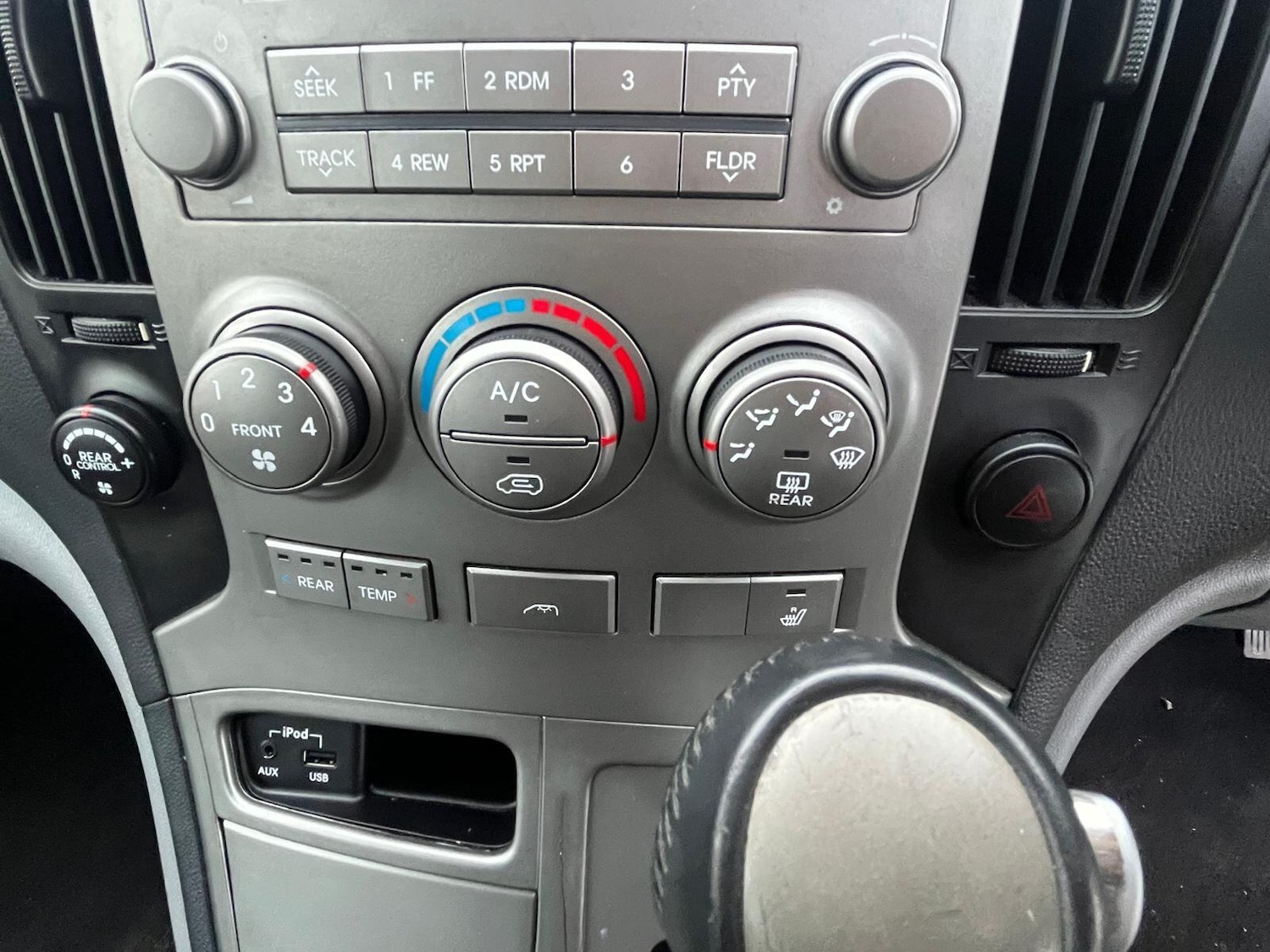 Used Hyundai i800 2012 for sale - 77559120: Photo 20