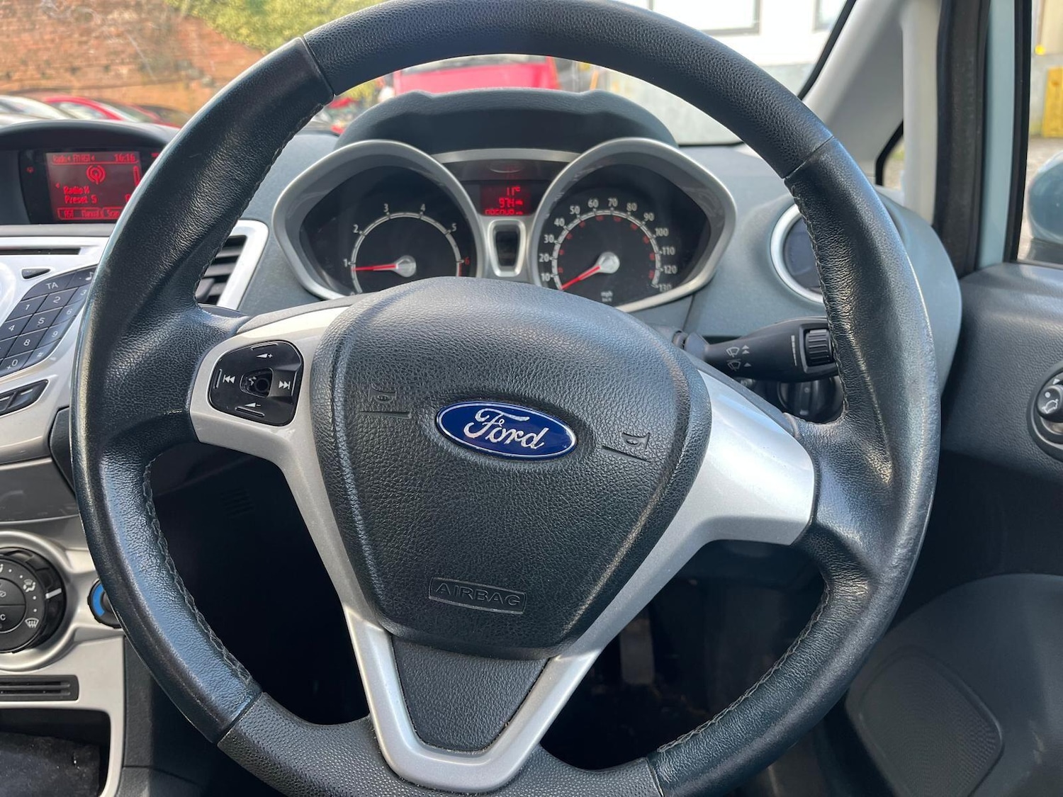 Used Ford Fiesta 2009 for sale - 77723130: Photo 9
