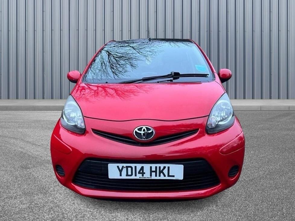 Used Toyota AYGO 2014 for sale - 76772172: Photo 2