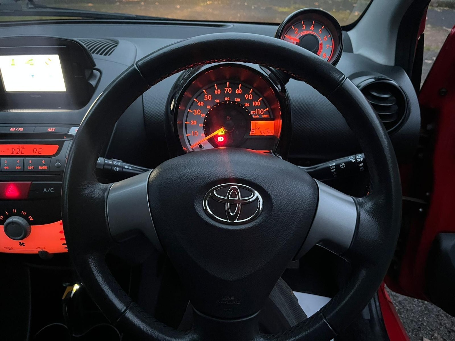 Used Toyota AYGO 2014 for sale - 76772172: Photo 26