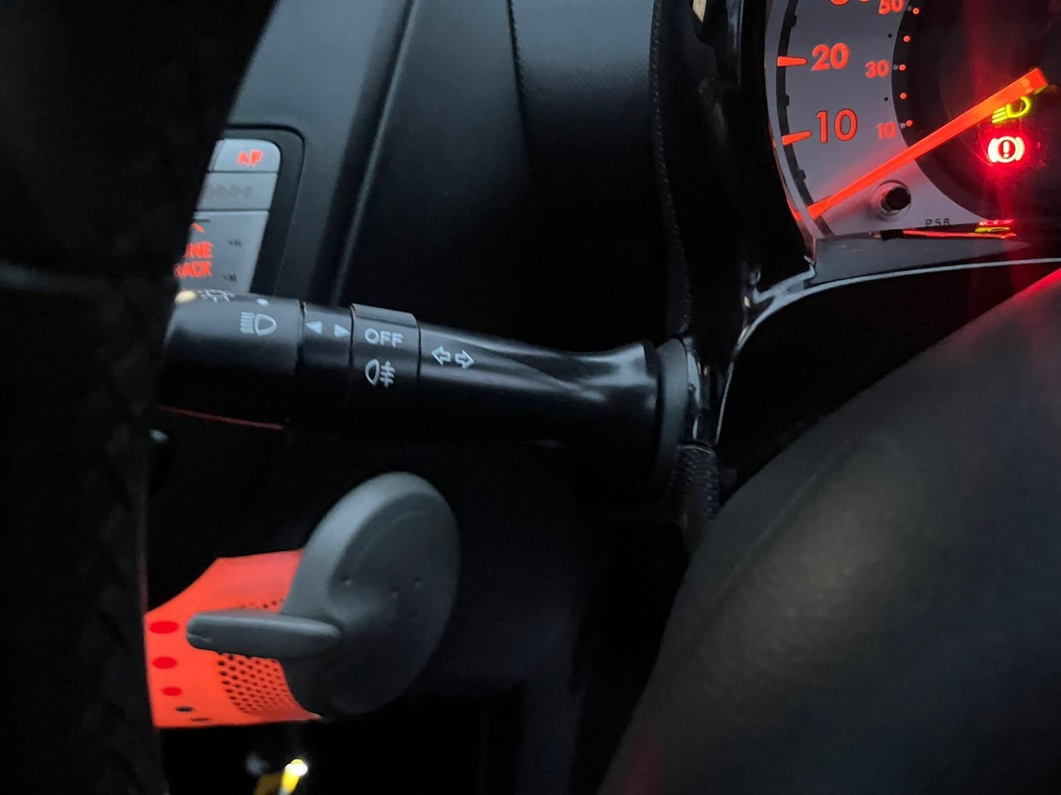 Used Toyota AYGO 2014 for sale - 76772172: Photo 27