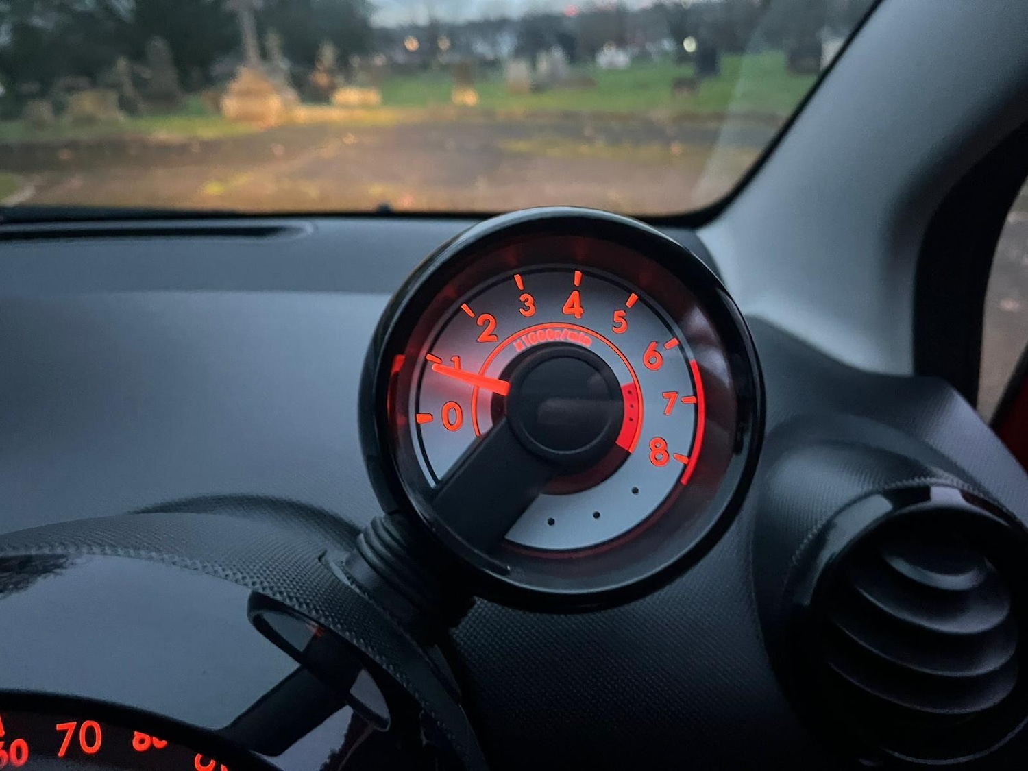 Used Toyota AYGO 2014 for sale - 76772172: Photo 28