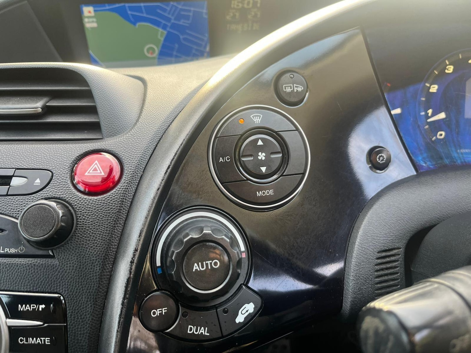 Used Honda Civic 2006 for sale - 76607200: Photo 33