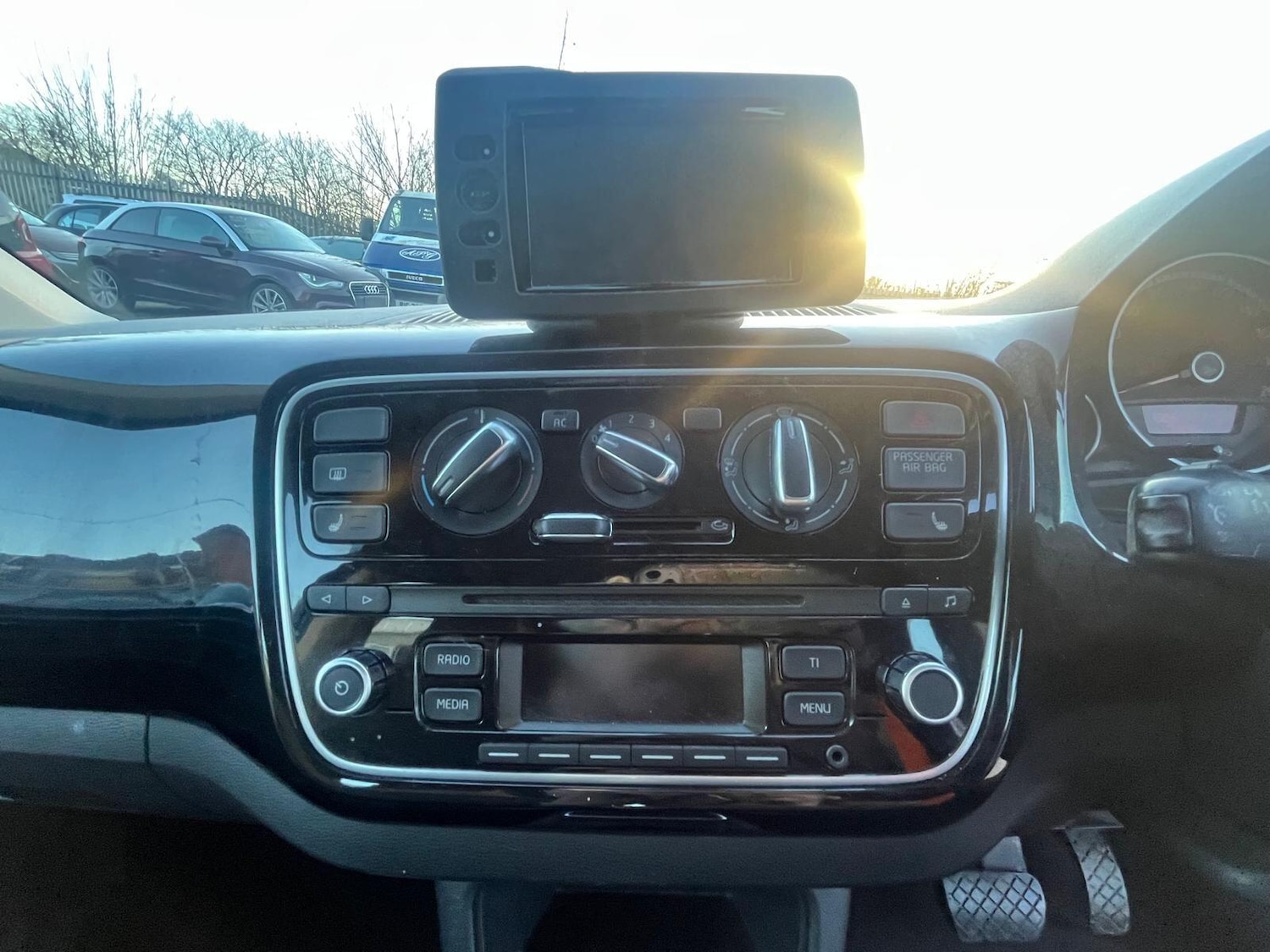 Used Volkswagen up! for sale - 77925317: Photo 19